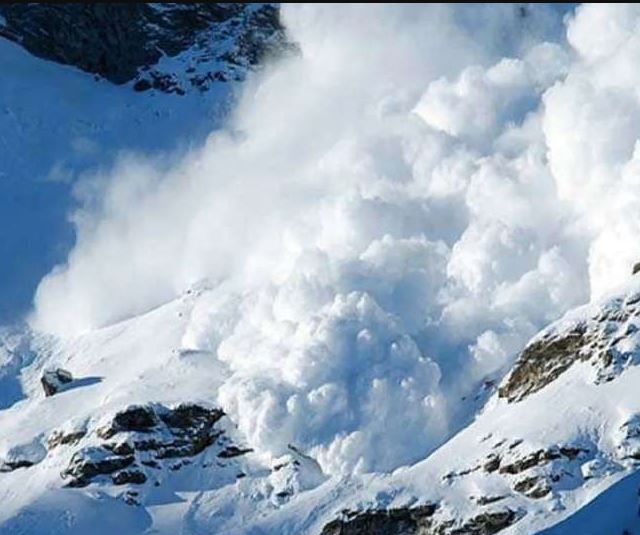 7 Army Personnel Stuck